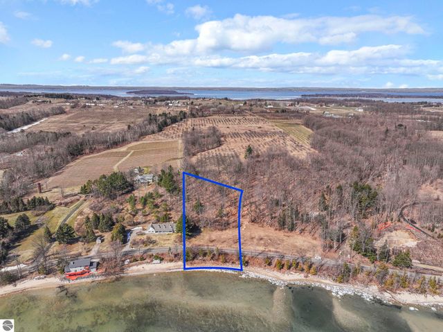 00000 Bluff Road, Traverse City, MI 49686
