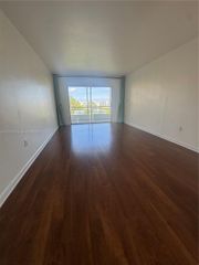 8400 Sunrise Lakes Blvd 308, Sunrise, FL 33322
