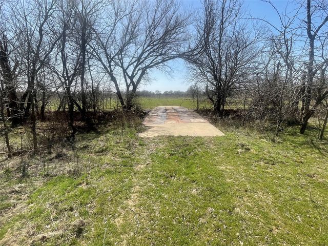 3141 Rogers Road, Jacksboro, TX 76458