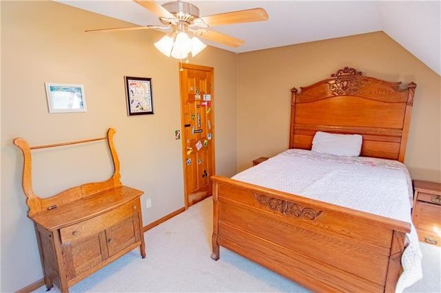 12204 S Bynum Road, Lone Jack, MO 64070