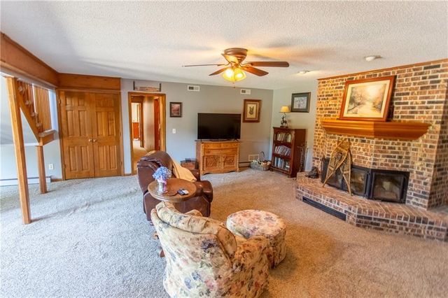 12204 S Bynum Road, Lone Jack, MO 64070