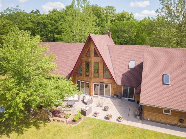 12204 S Bynum Road, Lone Jack, MO 64070