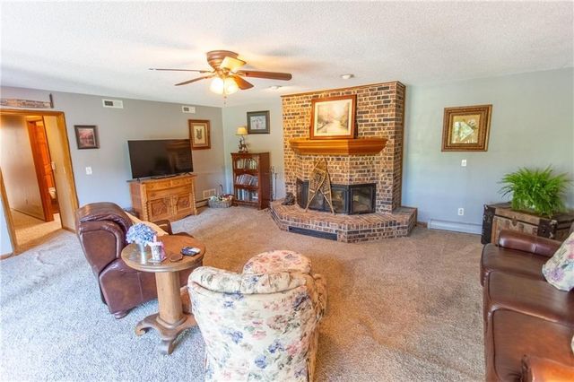 12204 S Bynum Road, Lone Jack, MO 64070