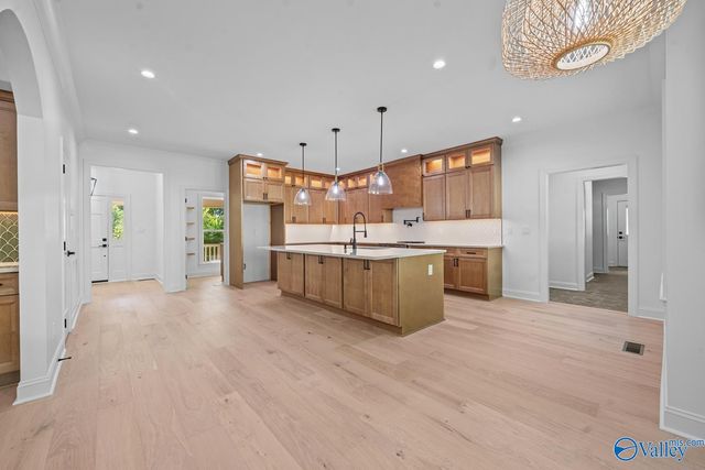 231 Brawley Drive, Owens Cross Roads, AL 35763