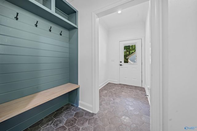 231 Brawley Drive, Owens Cross Roads, AL 35763