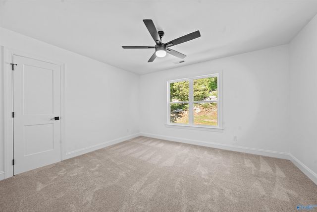 231 Brawley Drive, Owens Cross Roads, AL 35763