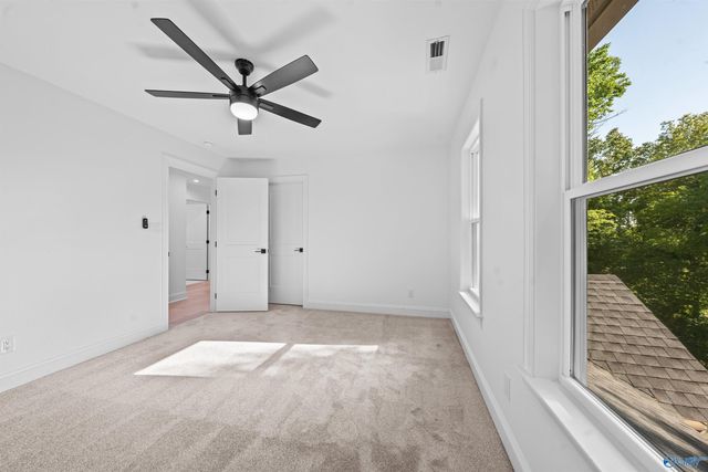 231 Brawley Drive, Owens Cross Roads, AL 35763