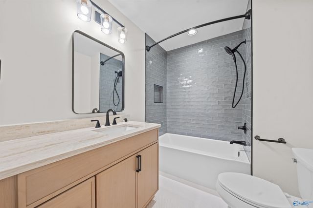 231 Brawley Drive, Owens Cross Roads, AL 35763