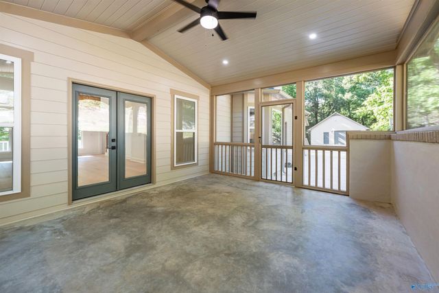 231 Brawley Drive, Owens Cross Roads, AL 35763