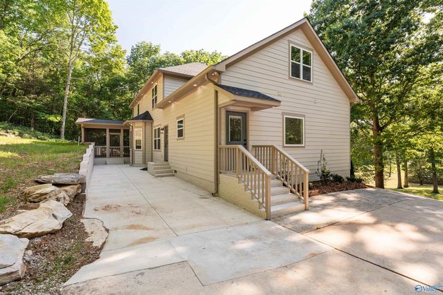 231 Brawley Drive, Owens Cross Roads, AL 35763