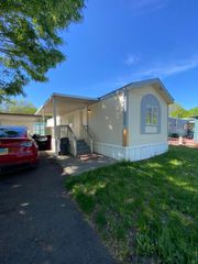 2385 Table Rock Rd 63, Medford, OR 97501