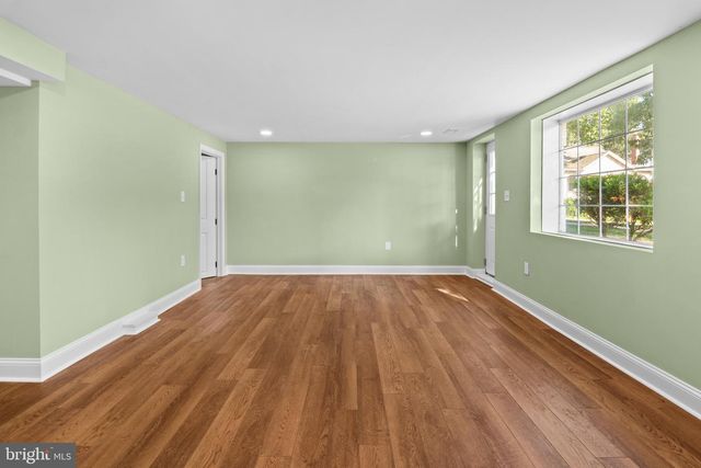2 LINHIGH, Nottingham, MD 21236