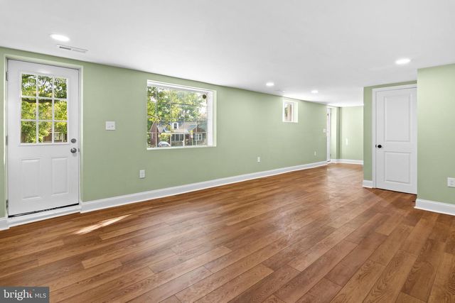 2 LINHIGH, Nottingham, MD 21236