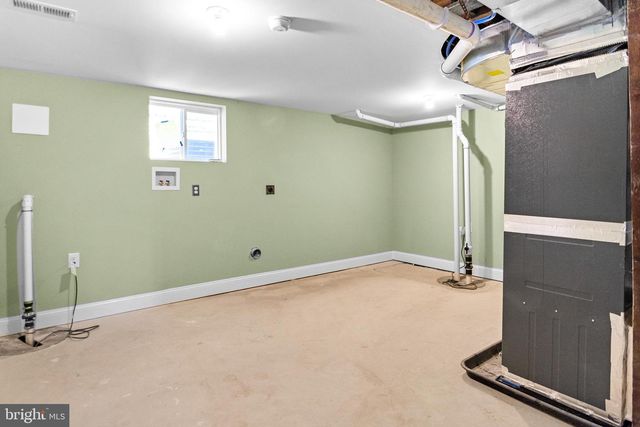 2 LINHIGH, Nottingham, MD 21236
