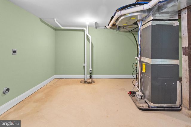2 LINHIGH, Nottingham, MD 21236