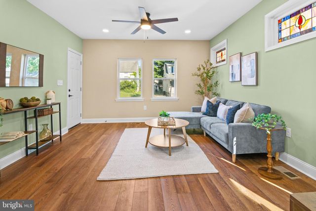 2 LINHIGH, Nottingham, MD 21236