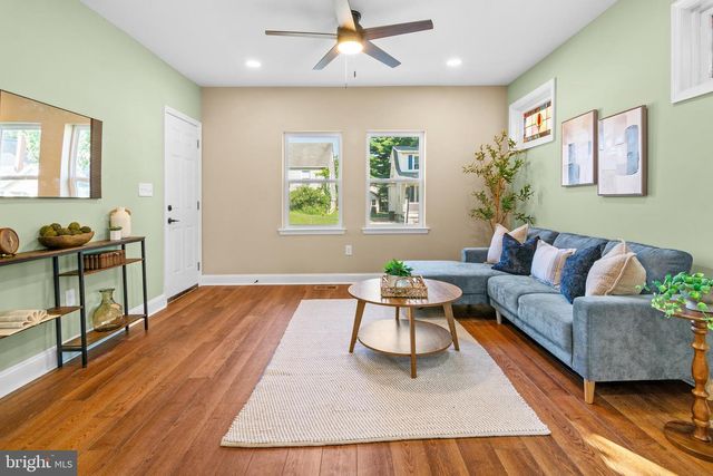 2 LINHIGH, Nottingham, MD 21236