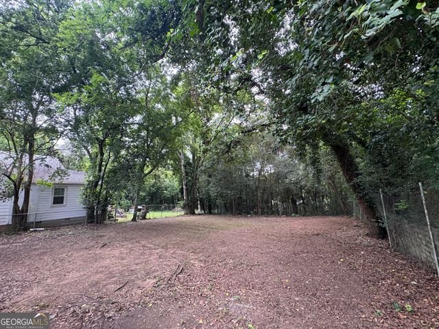 327 Rogers Avenue, Macon, GA 31204