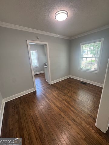 327 Rogers Avenue, Macon, GA 31204