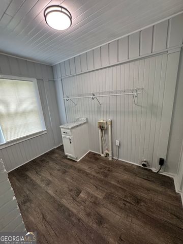 327 Rogers Avenue, Macon, GA 31204