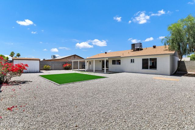 10901 W SELLS Drive, Phoenix, AZ 85037