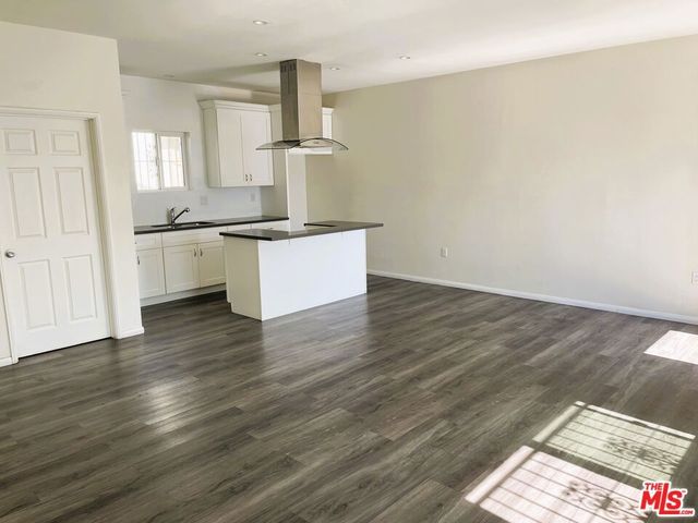 1106 W 91st Street, Los Angeles, CA 90044