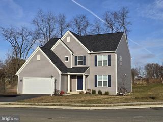 37 OLD ORCHARD RD, Strasburg, PA 17579