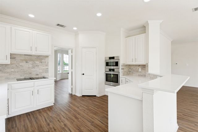 331 Lakeside Drive, Shady Shores, TX 76208
