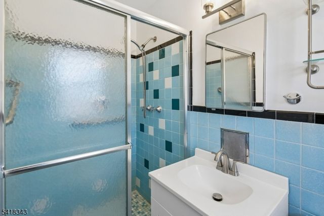 366 Rolling Rock Rd, Mountainside Boro, NJ 07092