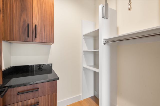 135 Paseo Aragon, Santa Fe, NM 87506
