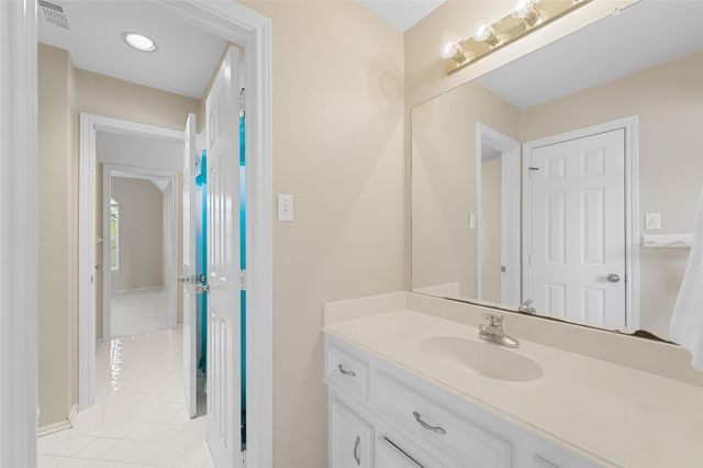 6006 Soaring Pine Court, Kingwood, TX 77345