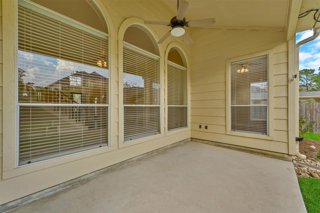 6006 Soaring Pine Court, Kingwood, TX 77345