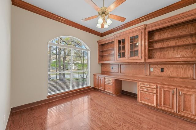 6006 Soaring Pine Court, Kingwood, TX 77345