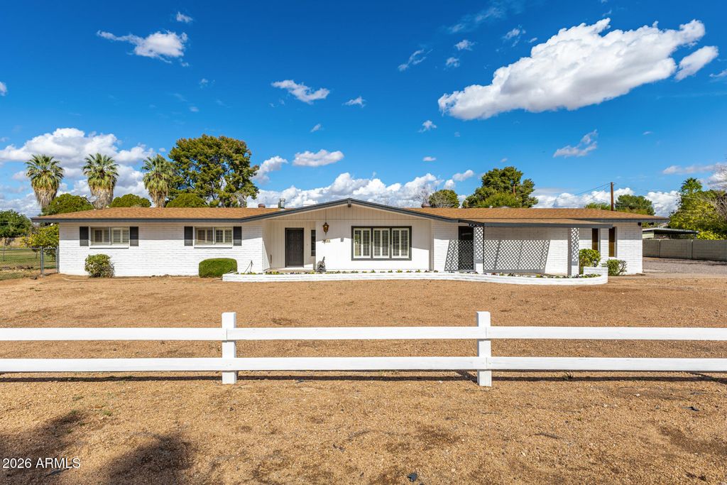 1714 E INDIGO Street, Mesa, AZ 85203