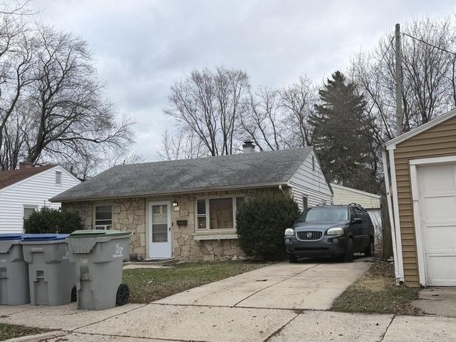 5016 N 50th STREET, Milwaukee, WI 53218