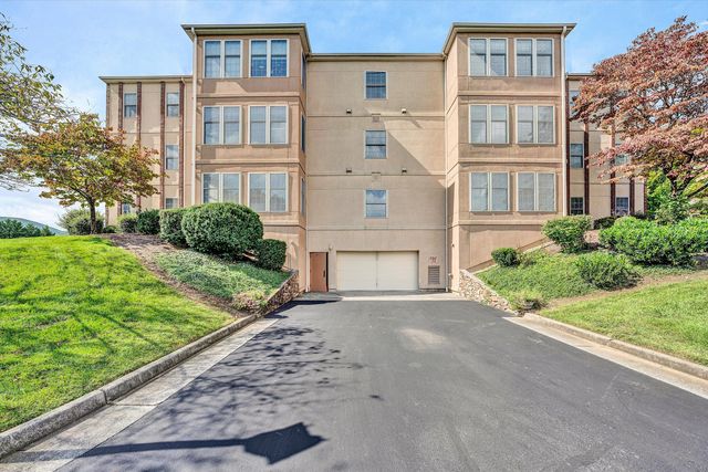 4631 Heather Dr SW Apt 209, Roanoke, VA 24018