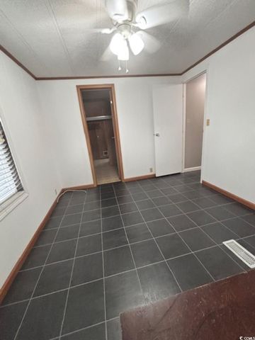 2463 Greenleaf Dr., Conway, SC 29526
