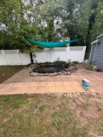 2463 Greenleaf Dr., Conway, SC 29526