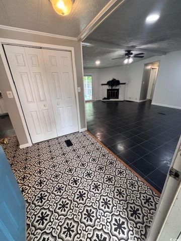 2463 Greenleaf Dr., Conway, SC 29526
