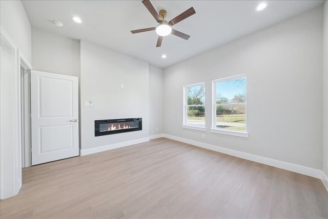 113 Church Street, Waxahachie, TX 75165