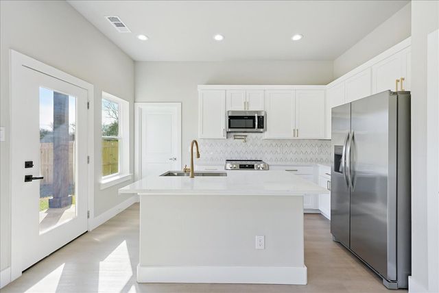 113 Church Street, Waxahachie, TX 75165