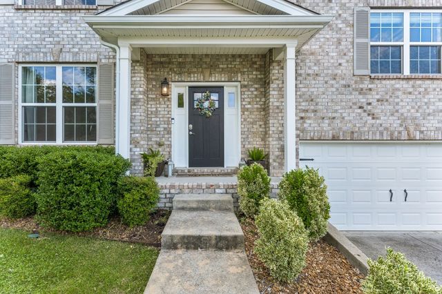 8052 Brockman Ln, Nashville, TN 37211