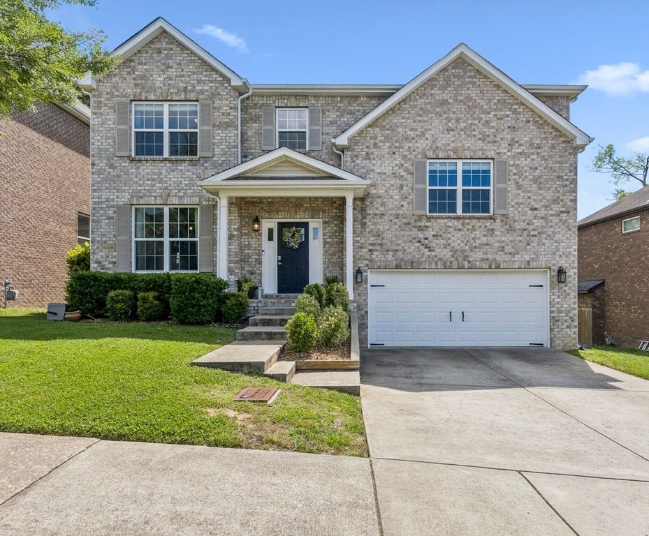 8052 Brockman Ln, Nashville, TN 37211