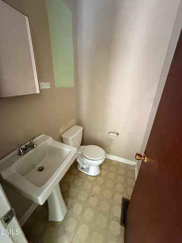 302 N Gaylee Lake Drive, Wendell, NC 27591