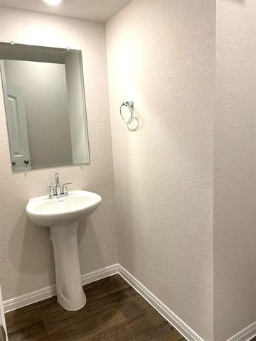 228 Connor LN, Georgetown, TX 78626