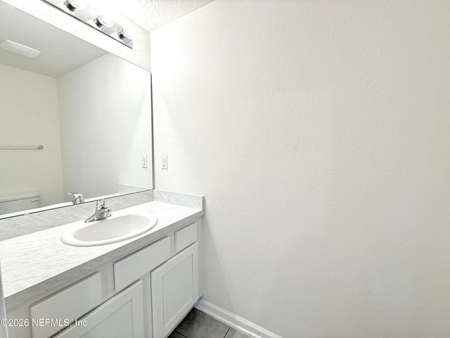 7670 LEGACY Trail, Jacksonville, FL 32256