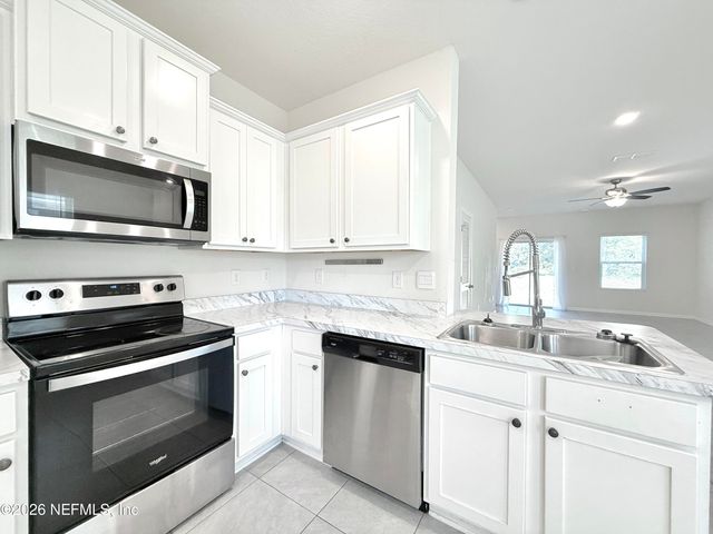 7670 LEGACY Trail, Jacksonville, FL 32256