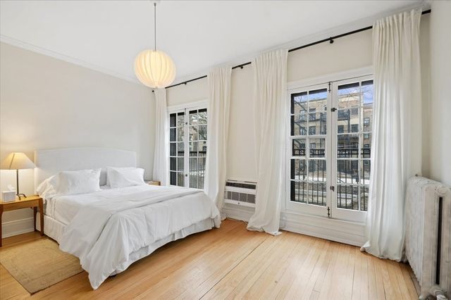 507 W Briar Place 2, Chicago, IL 60657