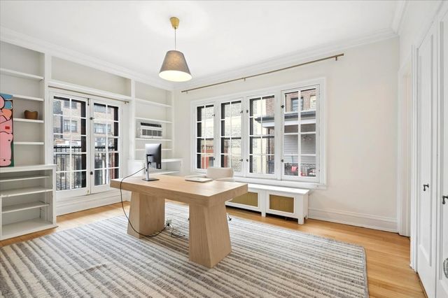 507 W Briar Place 2, Chicago, IL 60657
