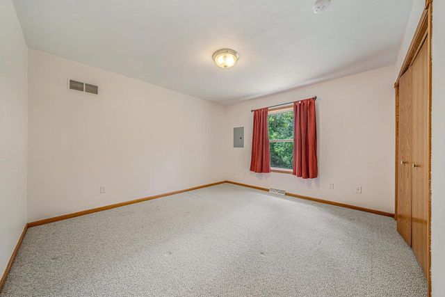 225 E CENTER STREET, Wautoma, WI 54982